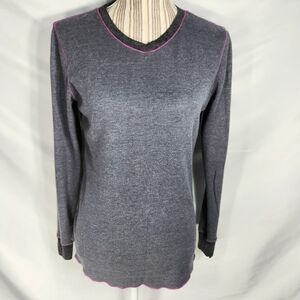 ClimateRight by CuddlDuds Grey & Pink VNeck Long Sleeve Thermal Top Size Medium